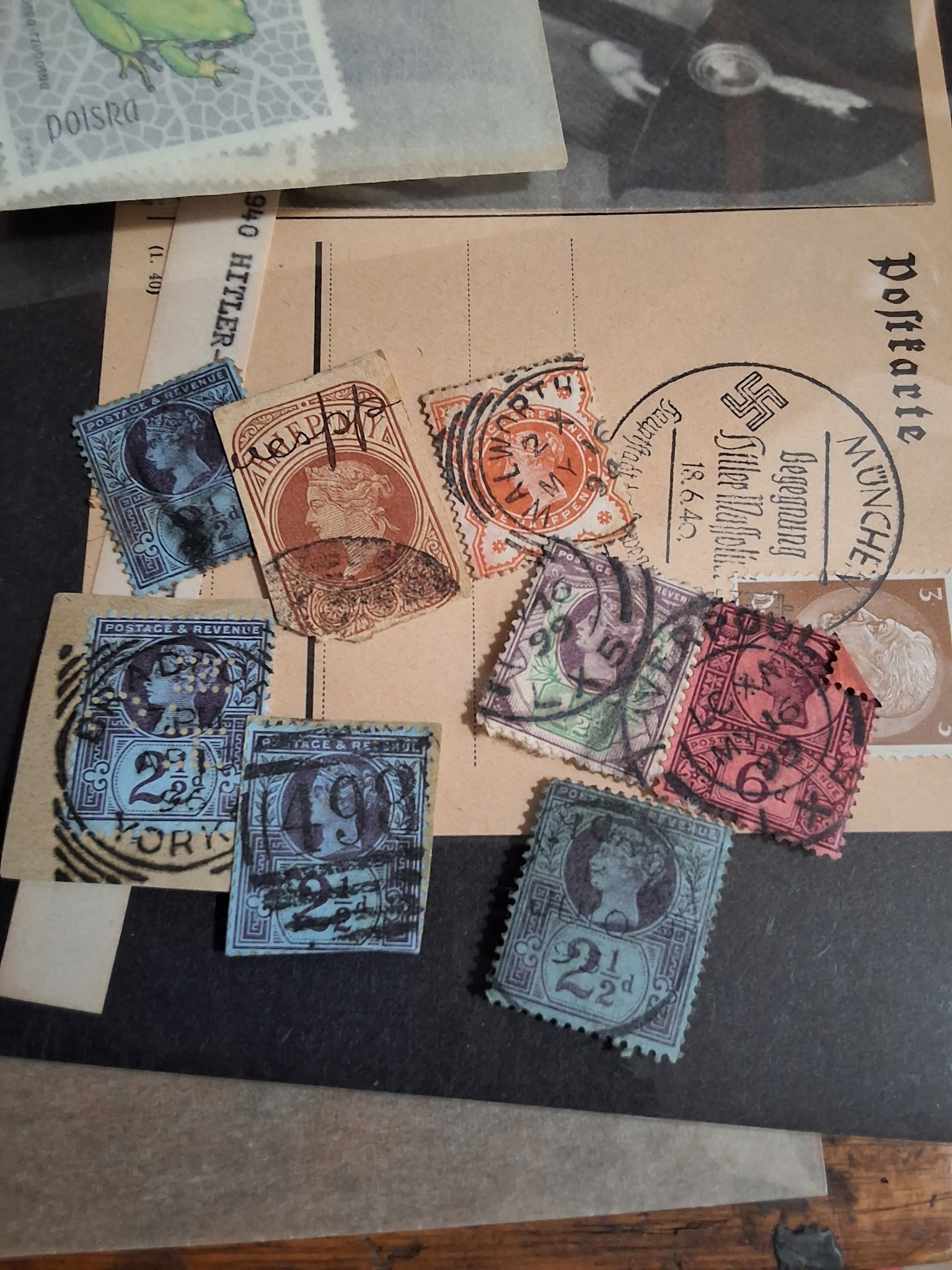 Great Britain Multiple: 2½d, 6d, 1d, and others visible