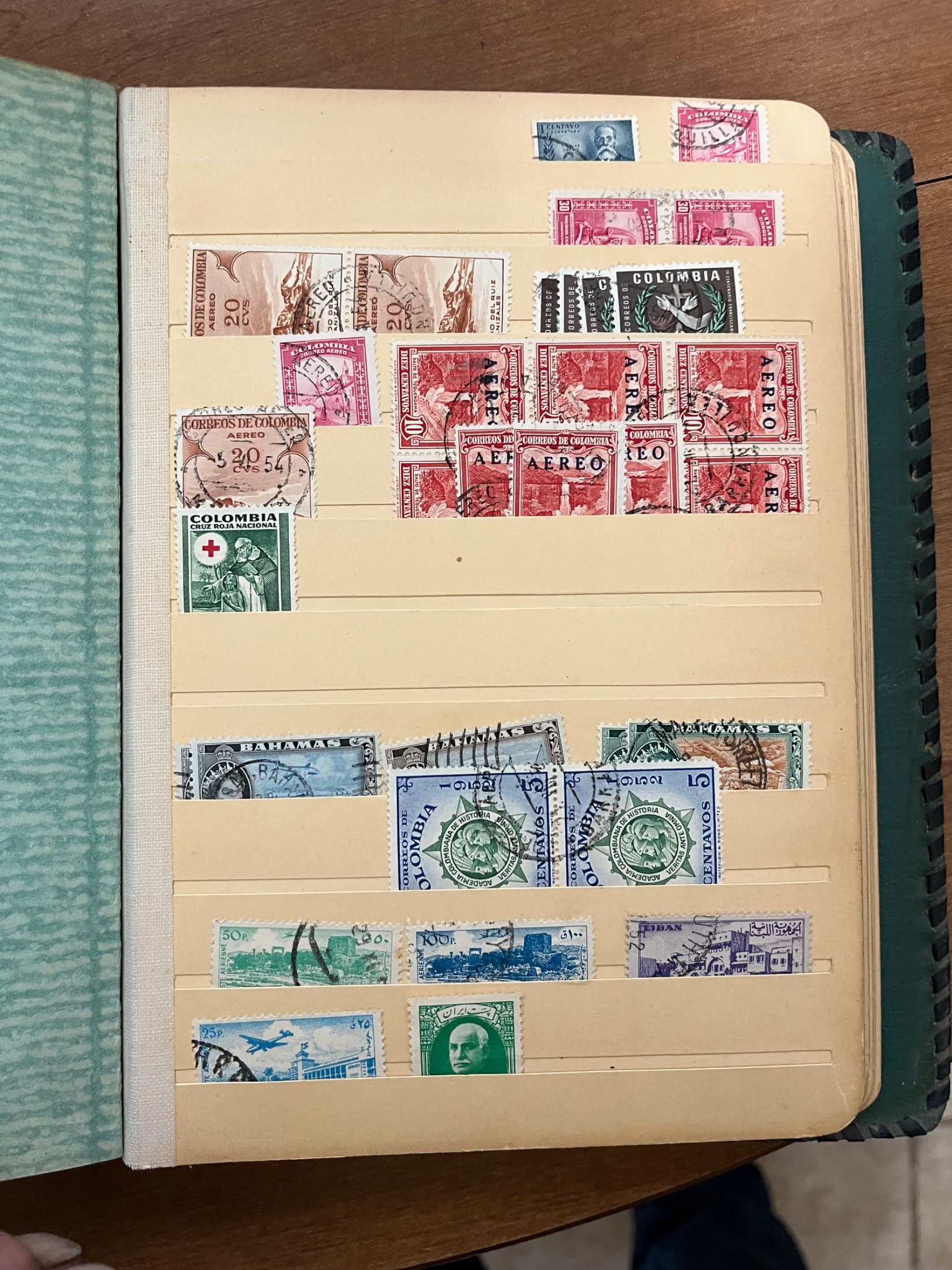 Multiple — Colombia, Bahamas, Lebanon Various — 1 centavo, 20 cvs, 10 centavos, 5 centavos, 50p, 100p, 25p, and others