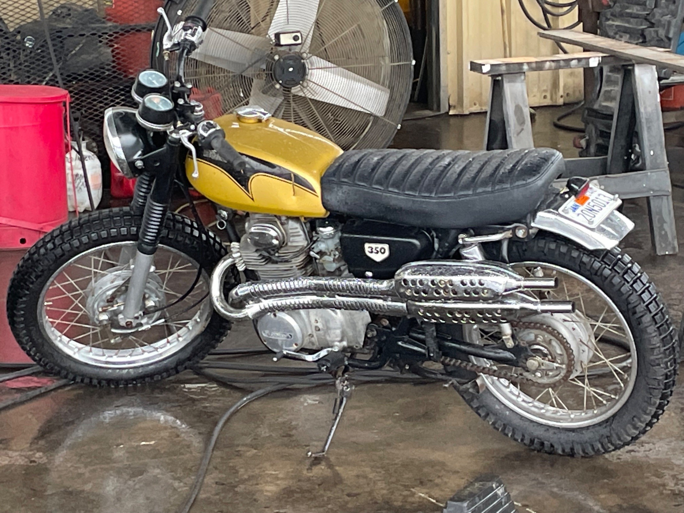 Honda CL350 Scrambler Motorcycle