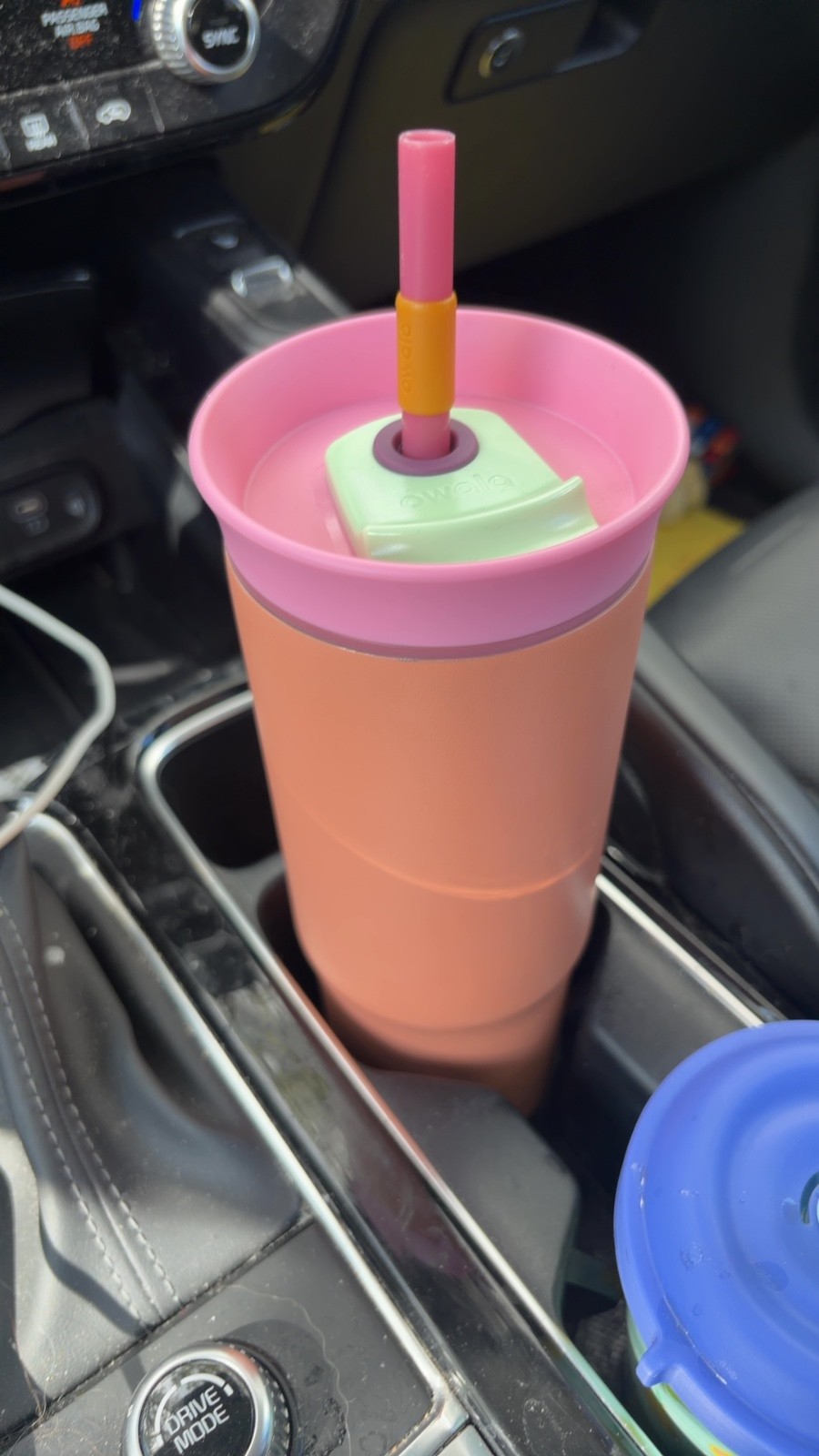 Owala FreeSip Insulated Tumbler — peach/pink colorway